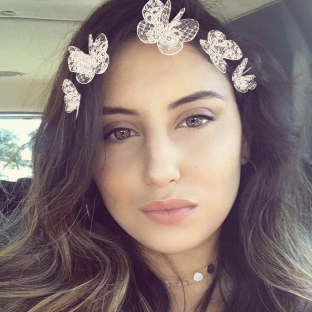 Meet your Posher, Maria